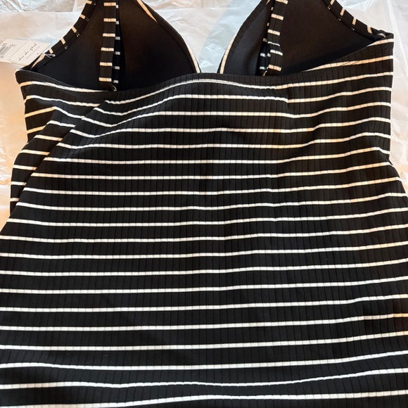 Bathing suit top - Picture 2 of 4